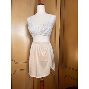 Vintage half slip underskirt with lace slit, size S